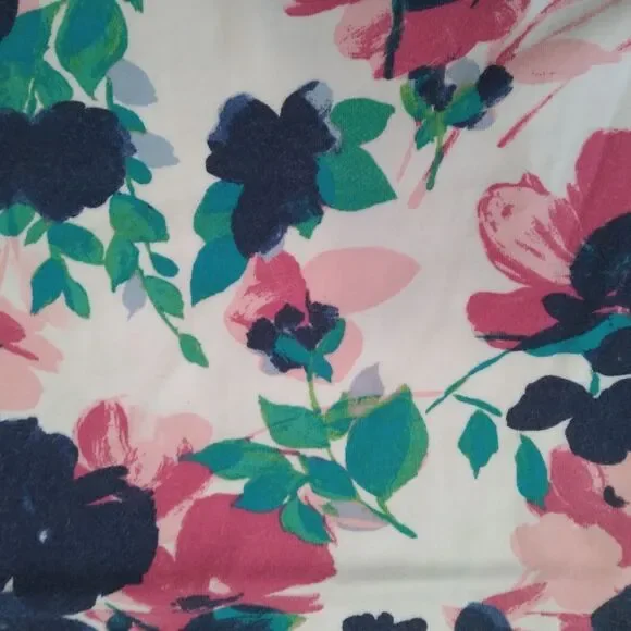 Studio Works Colorful Floral Pattern Short Sleeve The Studio Tee Petite Large - Picture 10 of 12